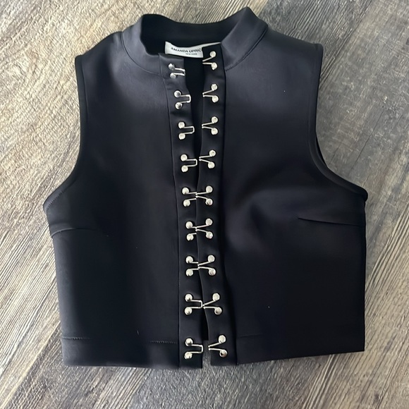 Hook and Loop Crop Top - Picture 2 of 3